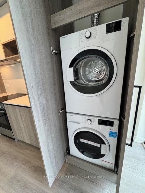 181 Sterling Road Unit 816 photo 12