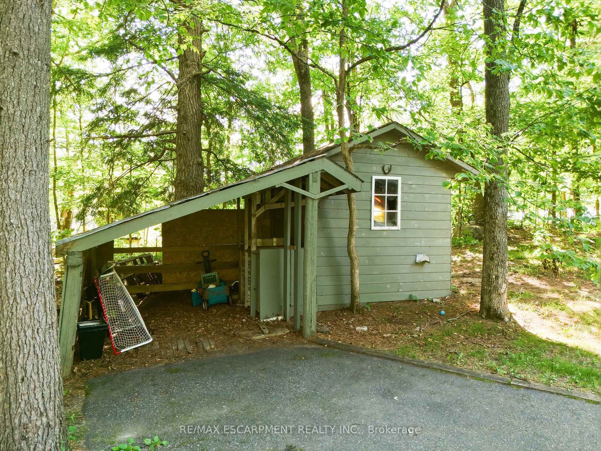 1060 Golden Beach Road photo 26