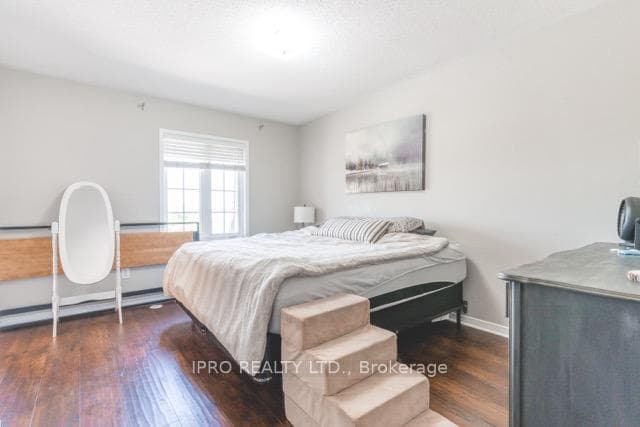 2461 Adamvale Crescent photo 20