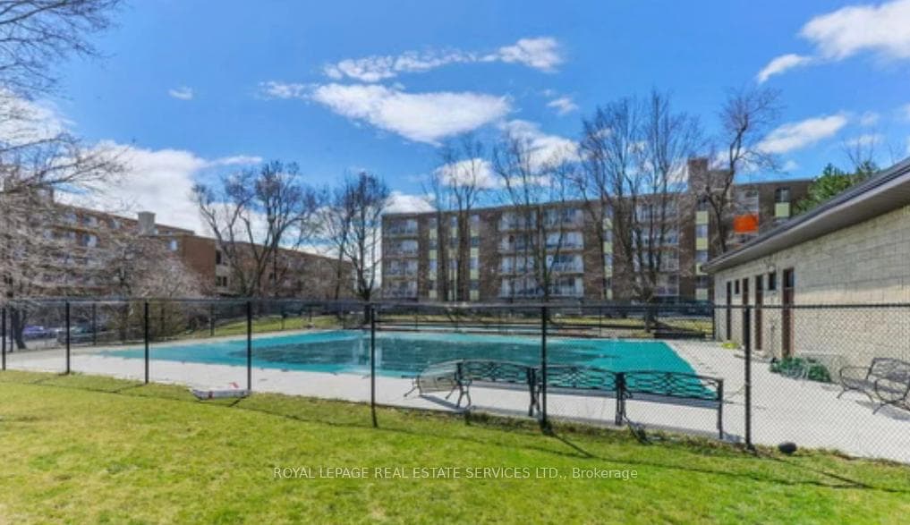 3100 Kirwin Avenue Unit 2706 photo 23