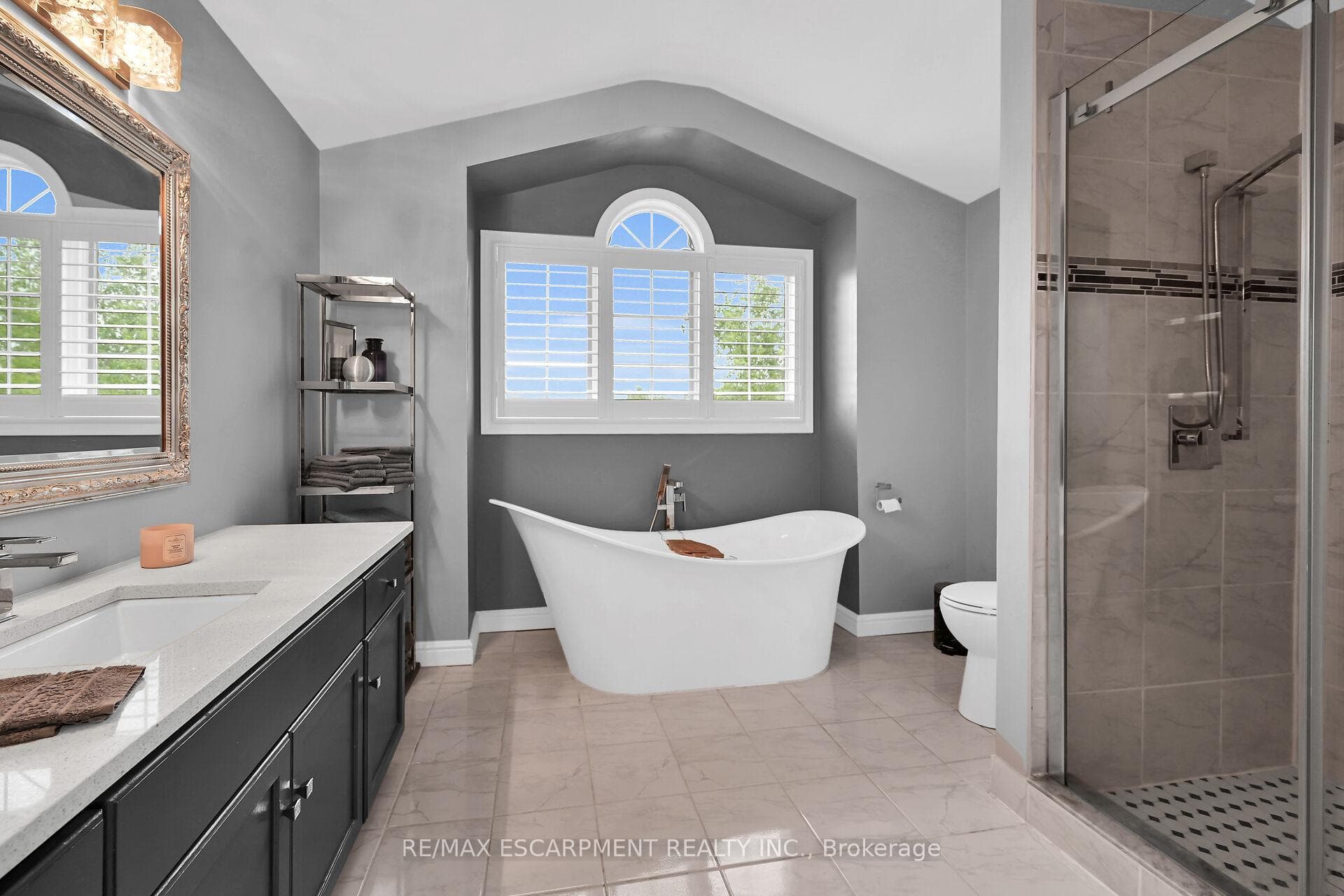 52 Hepburn Crescent photo 25