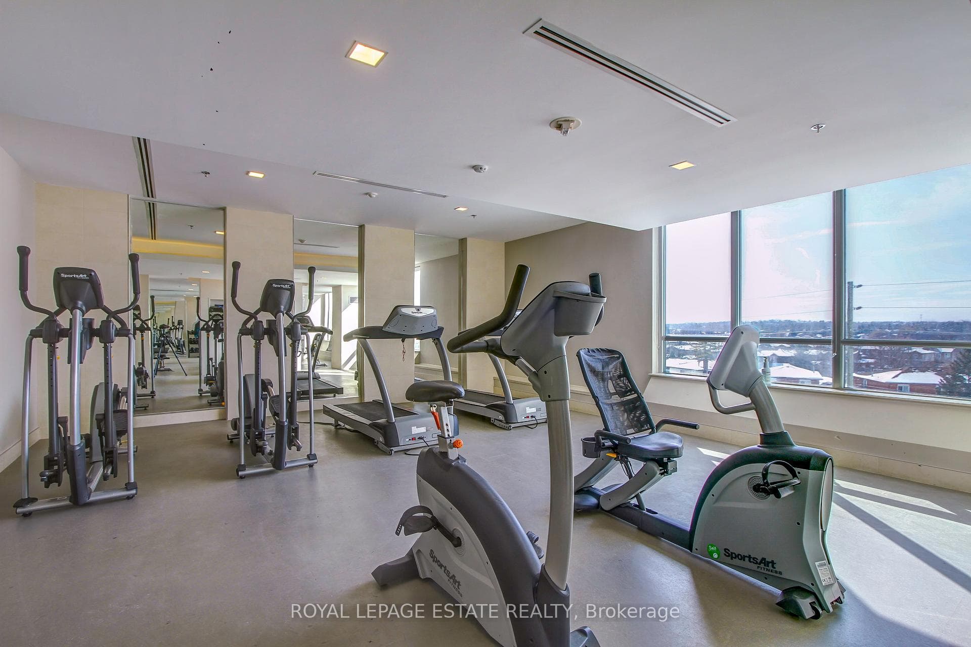 1215 Bayly Street Unit 109 photo 22