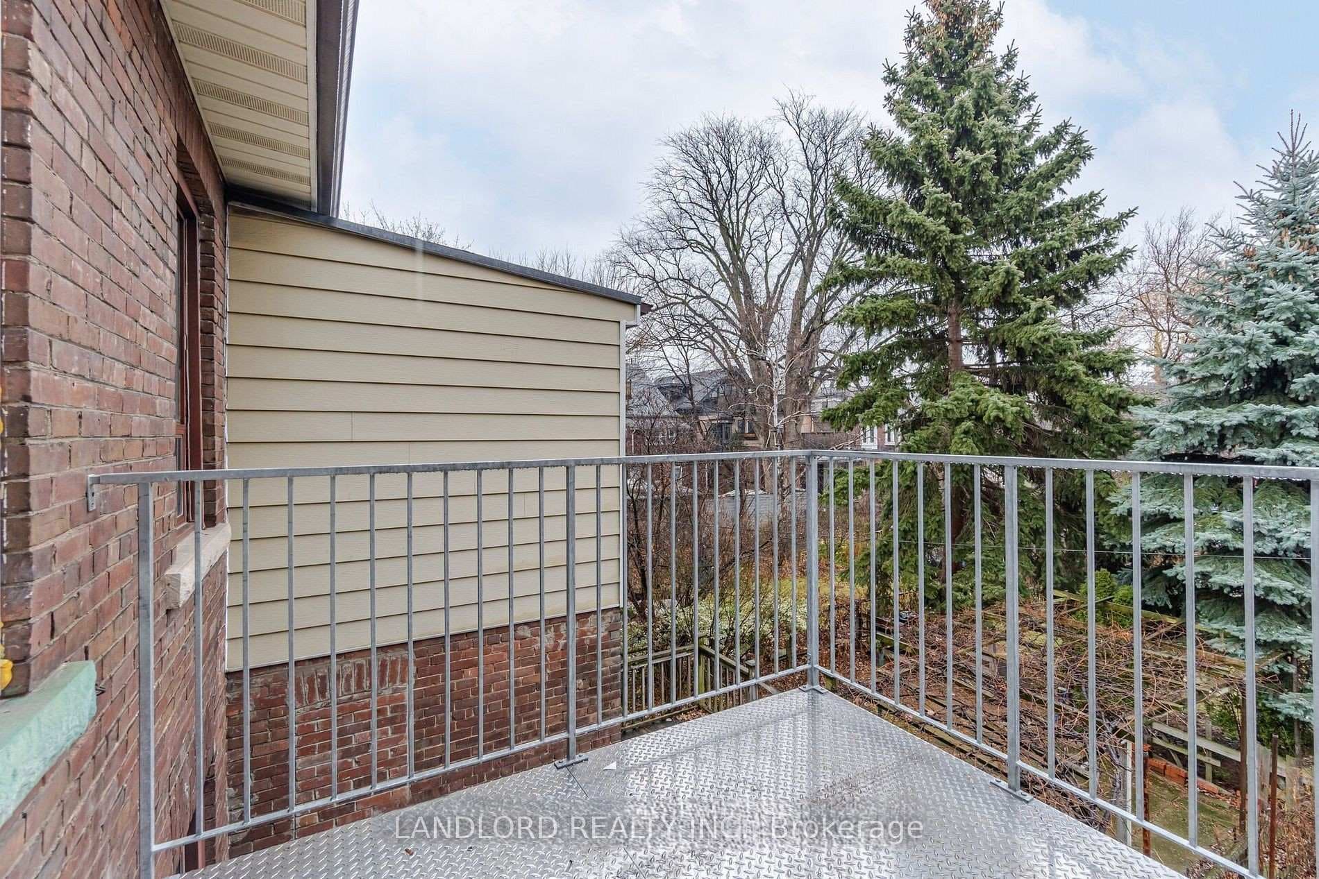 73 Dewson Street Unit 2nd Fl. photo 16