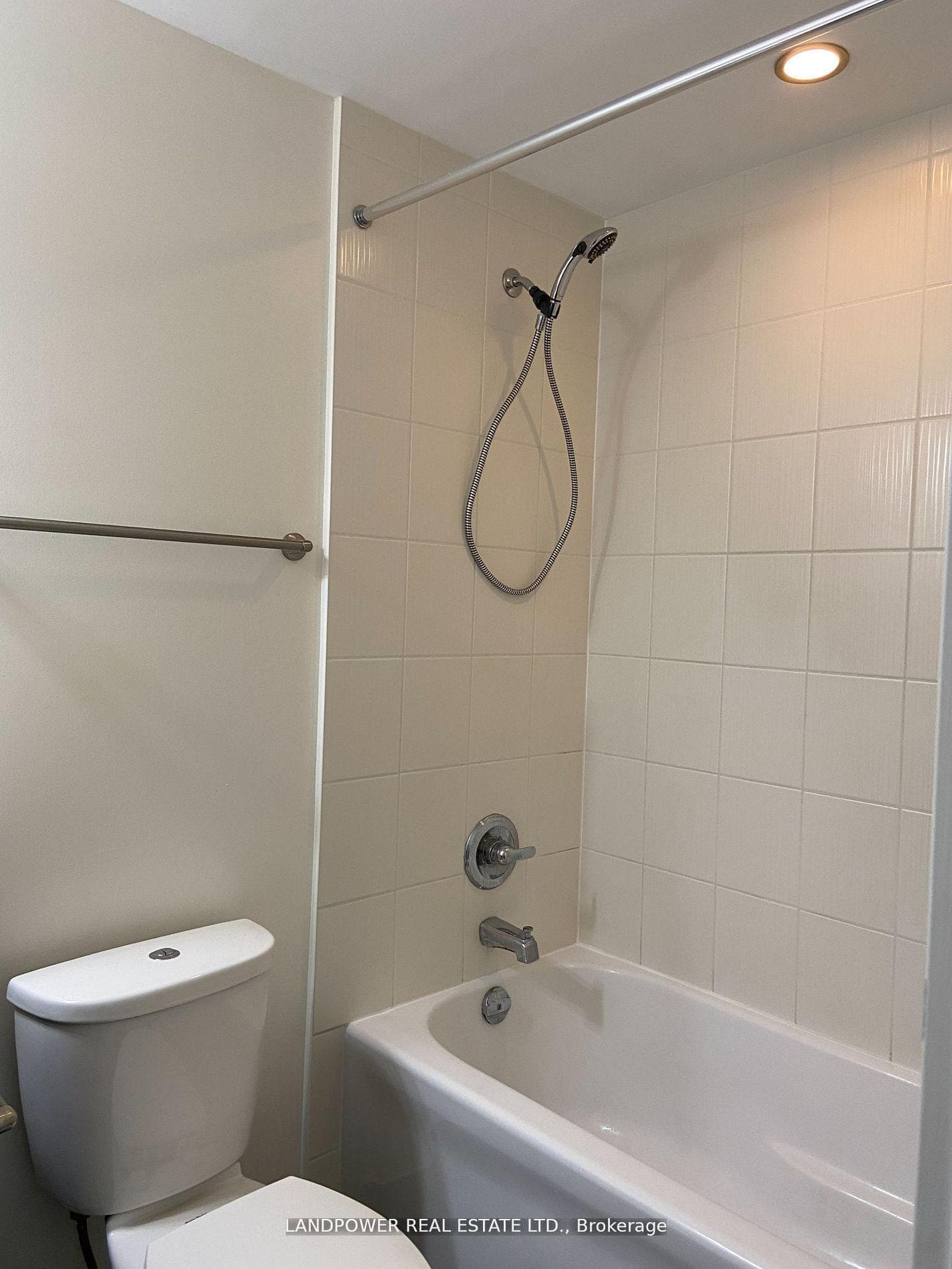 28 Prince Regent Street Unit 318 photo 23