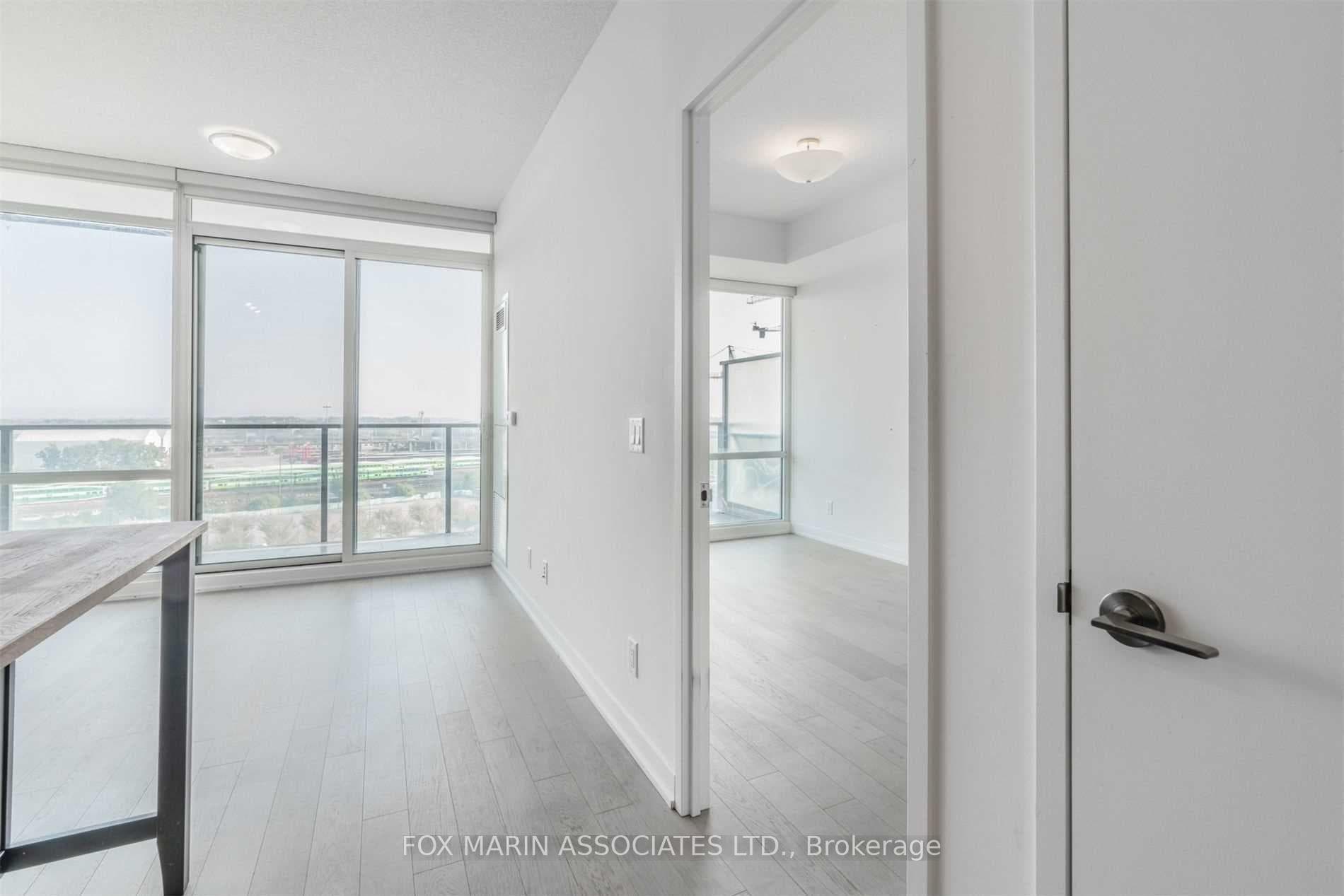 120 Bayview Avenue Unit S906 photo 13