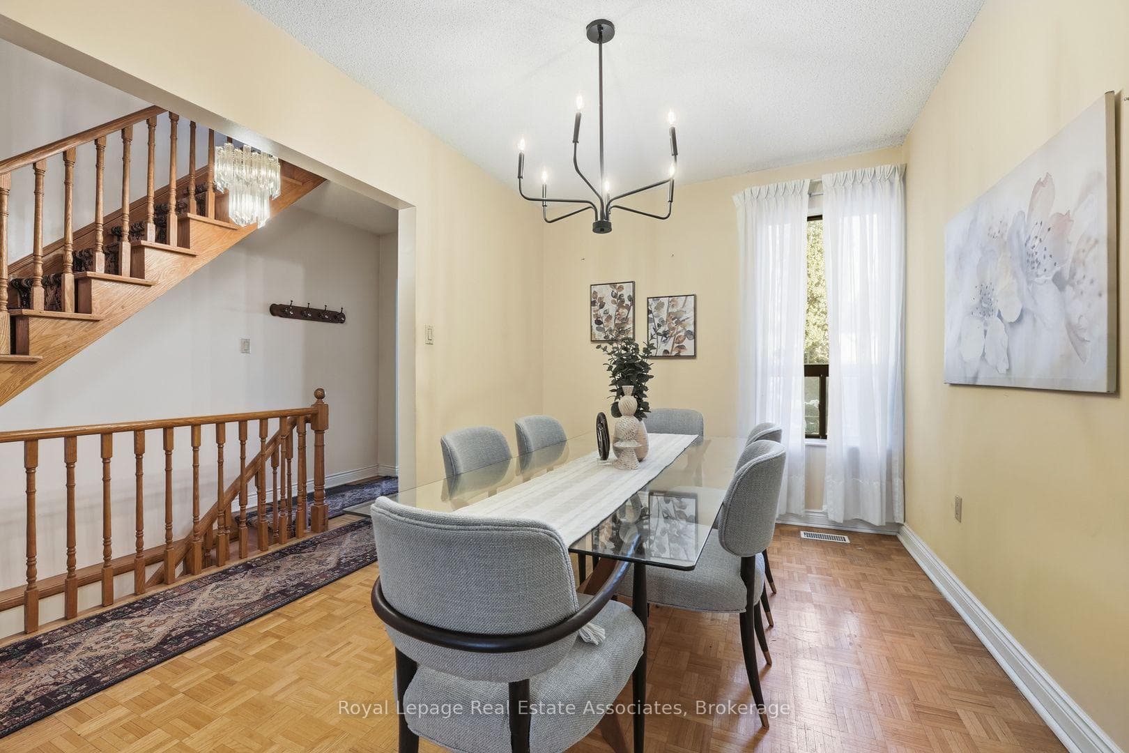 439 Salem Avenue photo 18