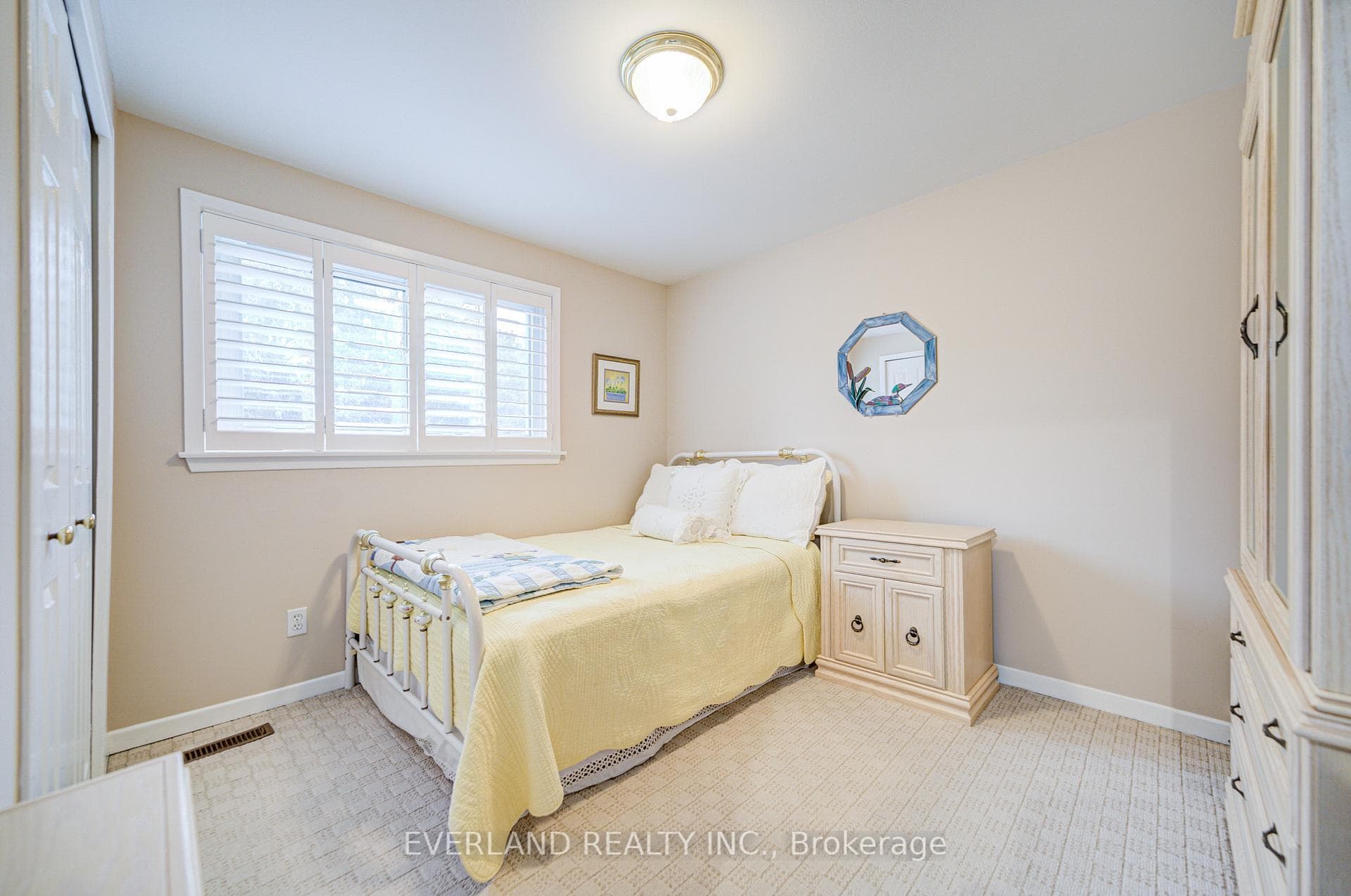 22 HAGERMAN Boulevard photo 19