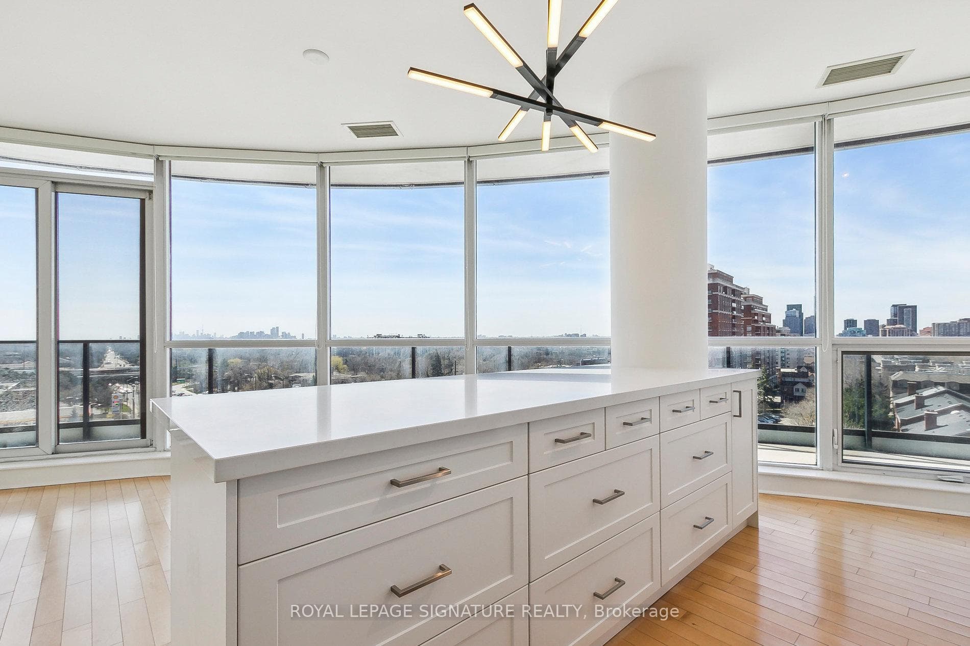 2885 Bayview Avenue Unit 709 photo 15