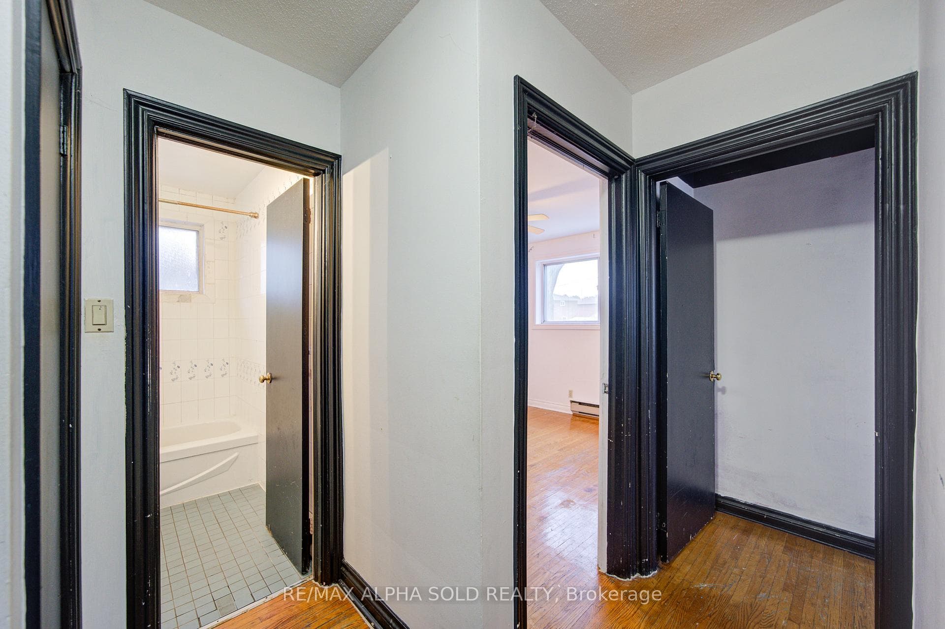 2 Lovering Road photo 17