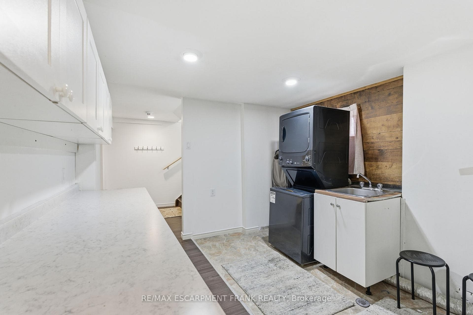 352 East 28th Street photo 40