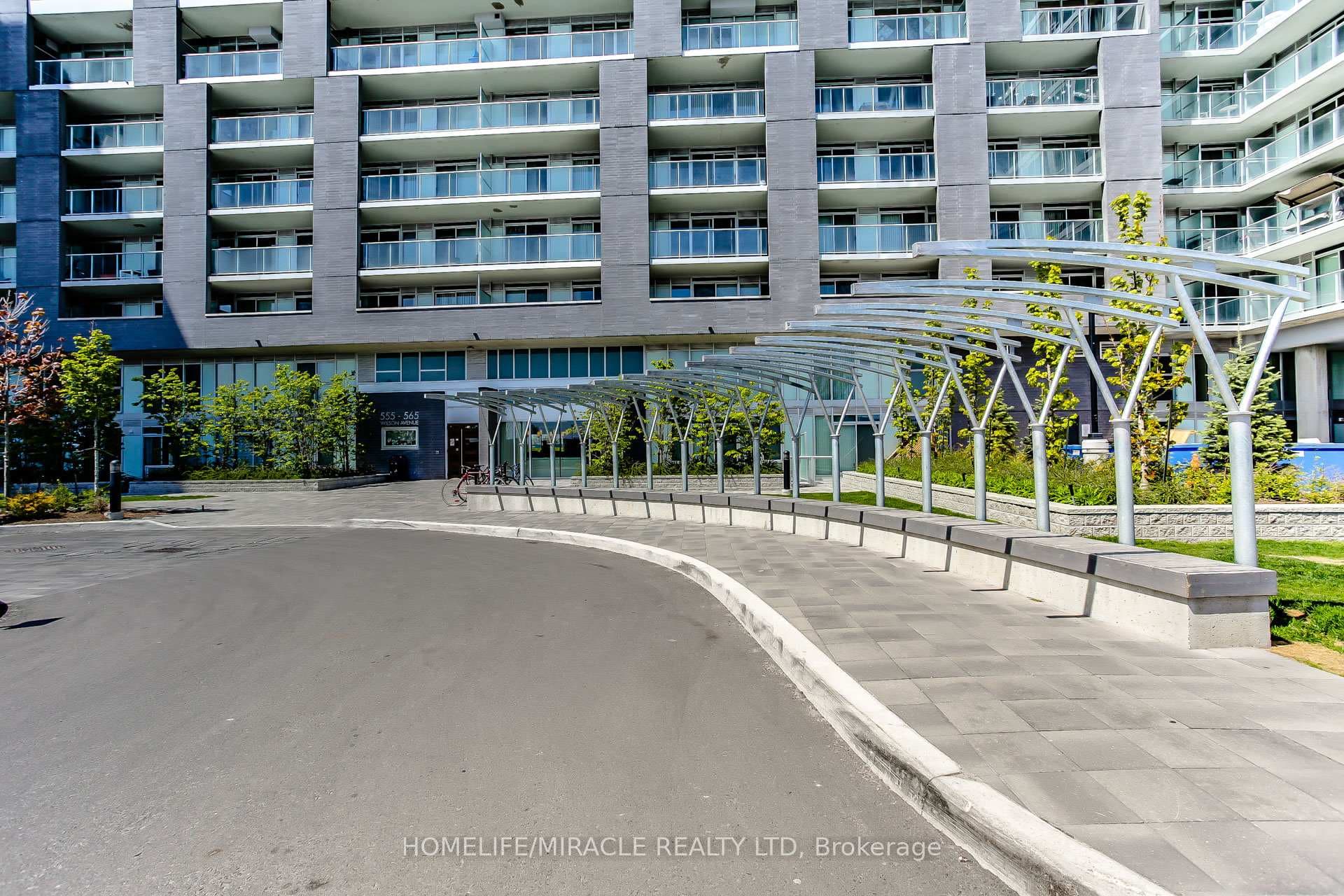 555 Wilson Avenue Unit PH1402 photo 2