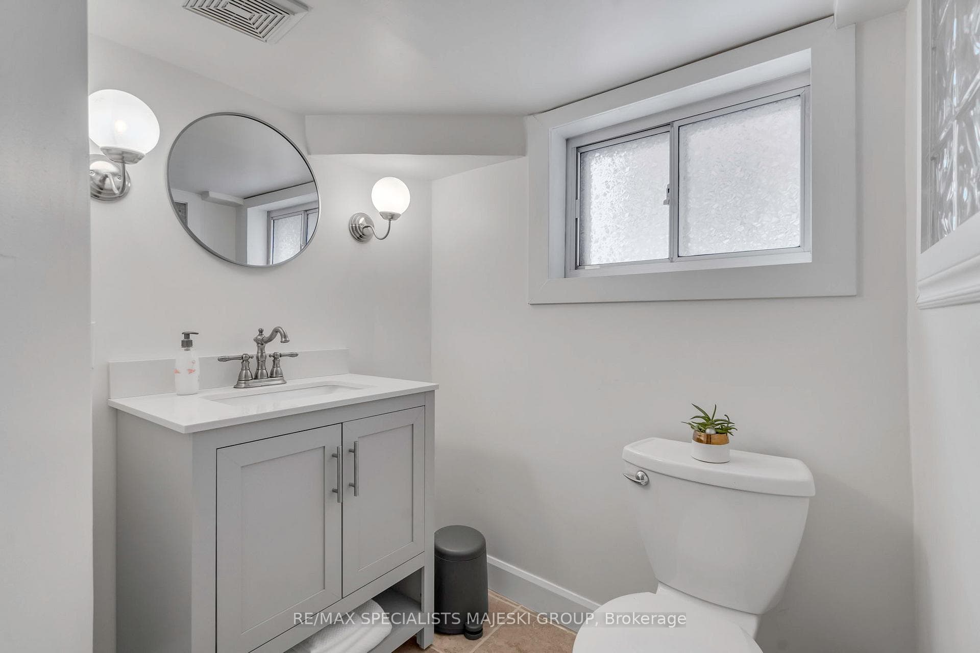 47 Symons Street photo 32