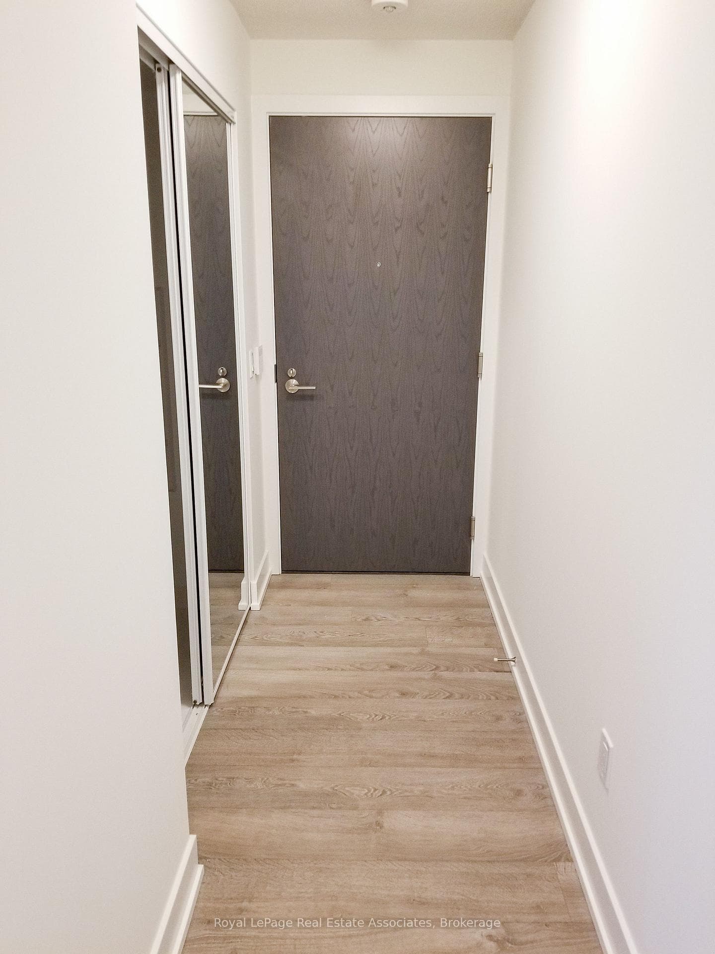 7 Mabelle Avenue Unit 602 photo 10