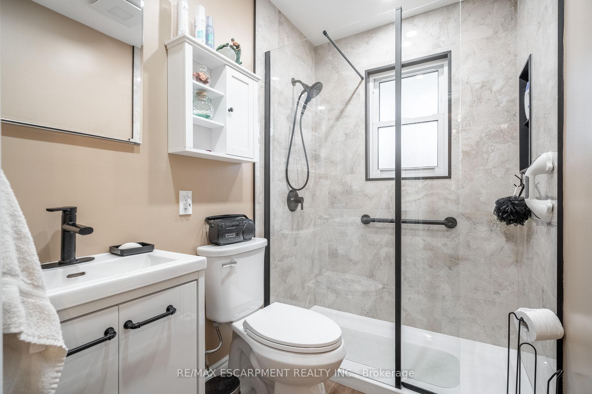35 Wildewood Avenue photo 20