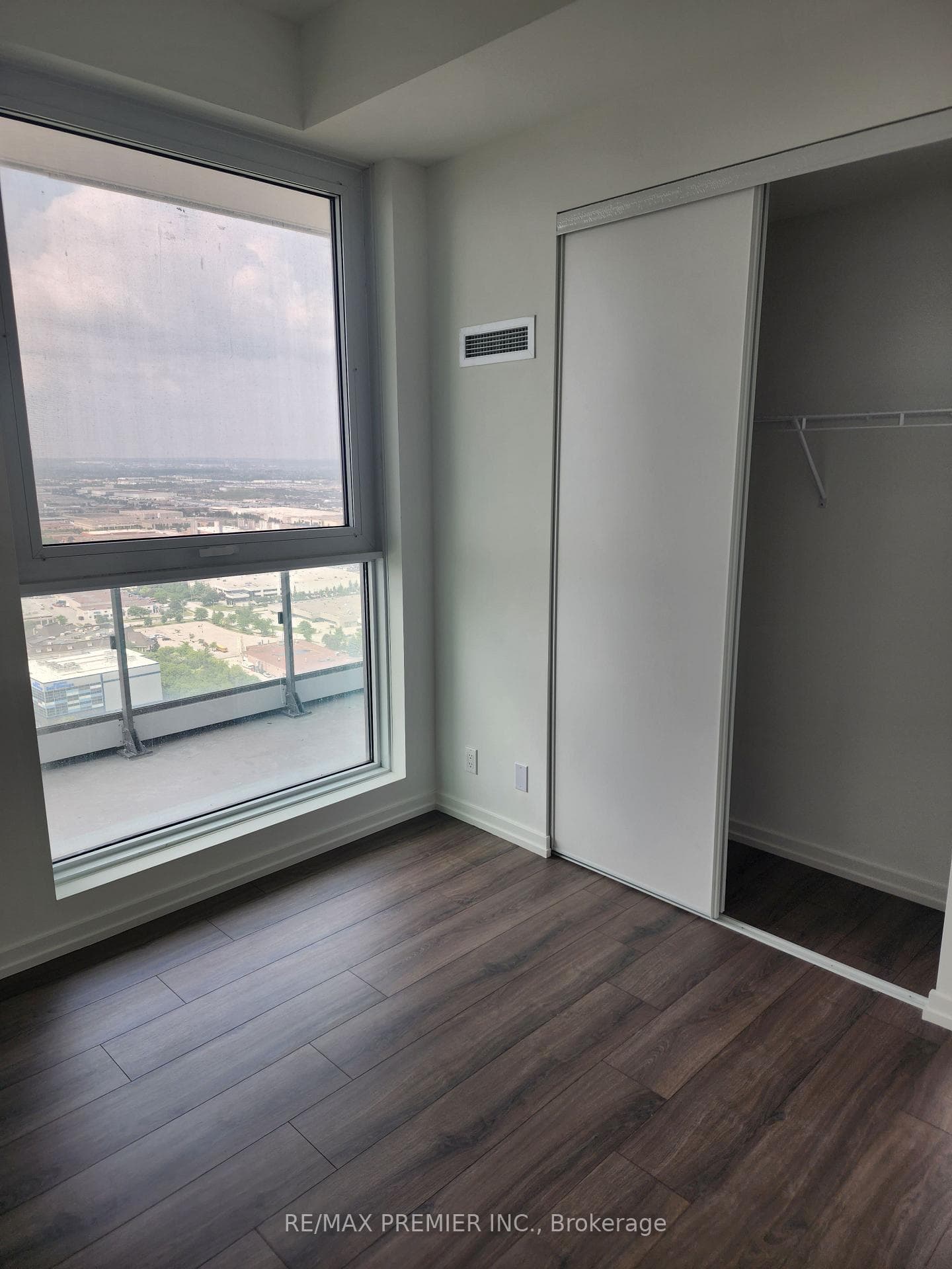 7890 Jane Street Unit 4009 photo 25