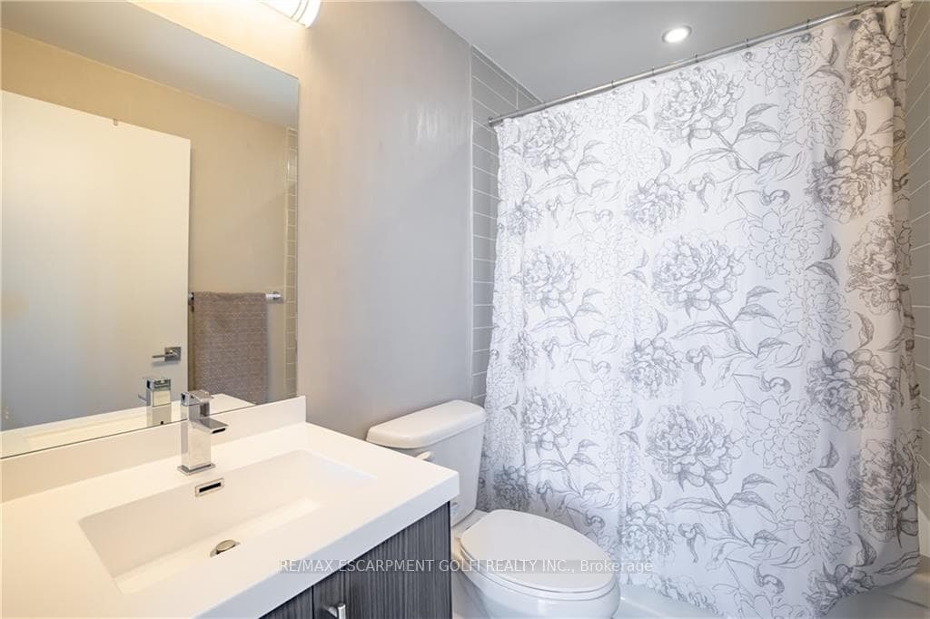 2087 Fairview Street Unit 2009 photo 20