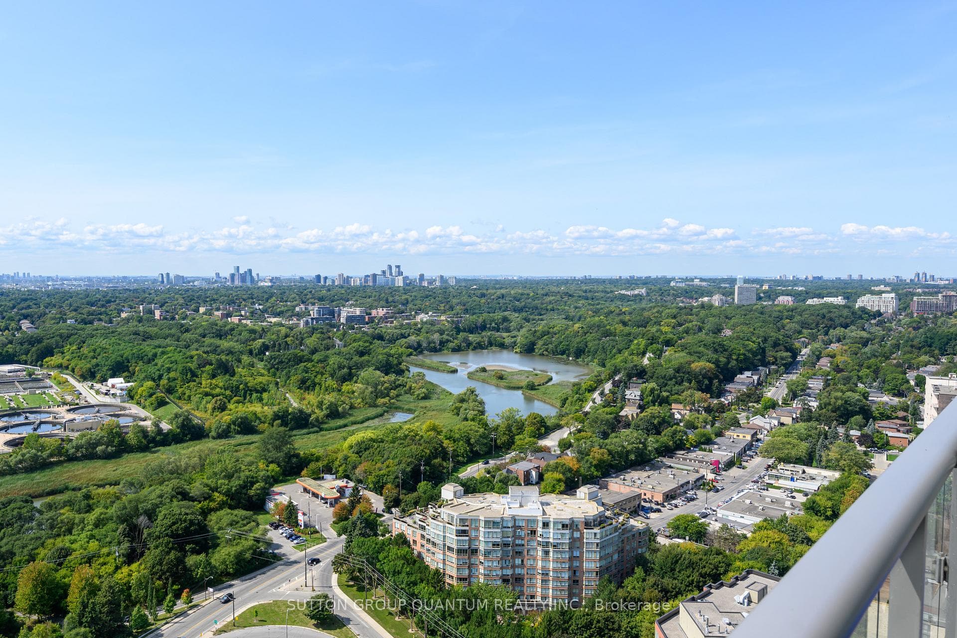105 The Queensway Avenue Unit 3509 photo 17