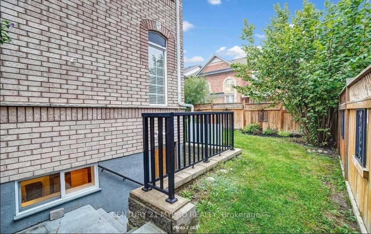 29 Calmar Crescent Unit Basmt photo 3