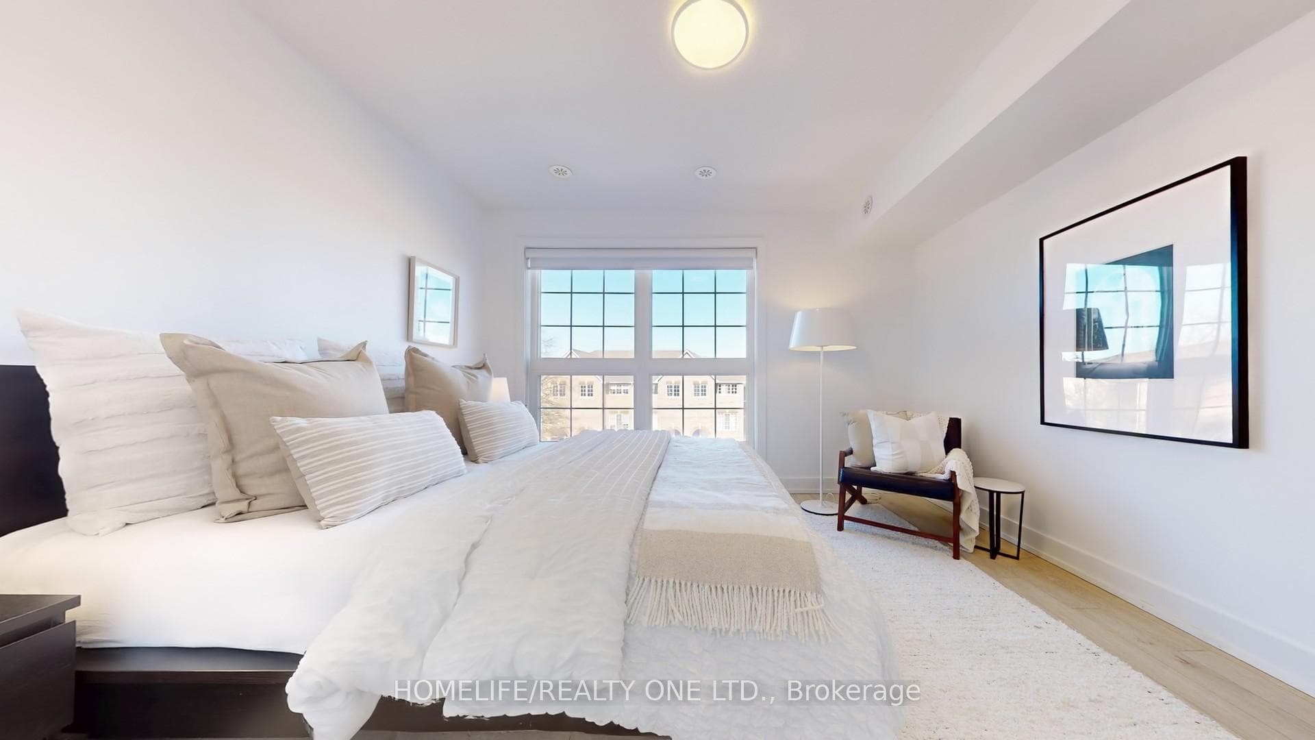 1072 Lansdowne Avenue photo 25