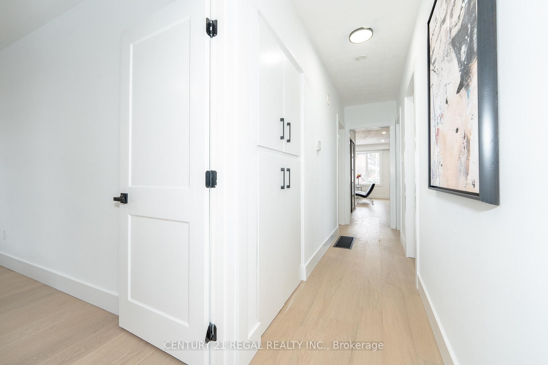 65 Mooregate Avenue photo 18