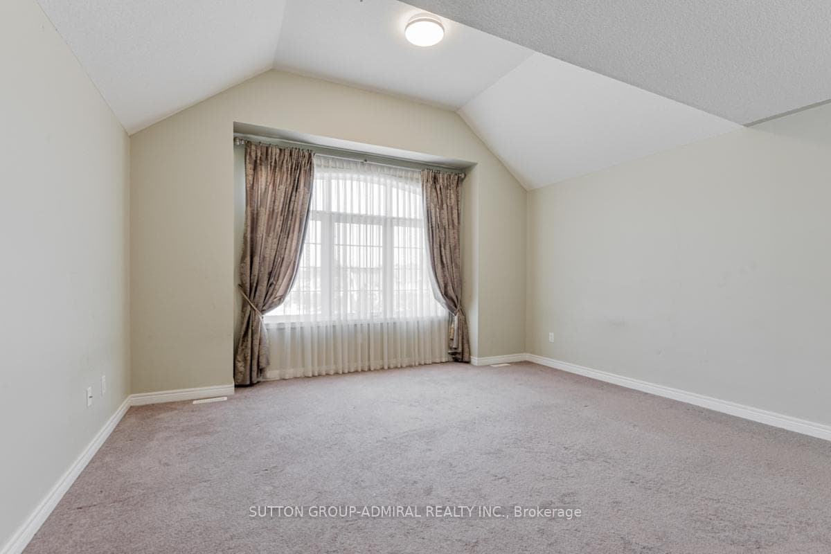 136 Santa Amato Crescent photo 27