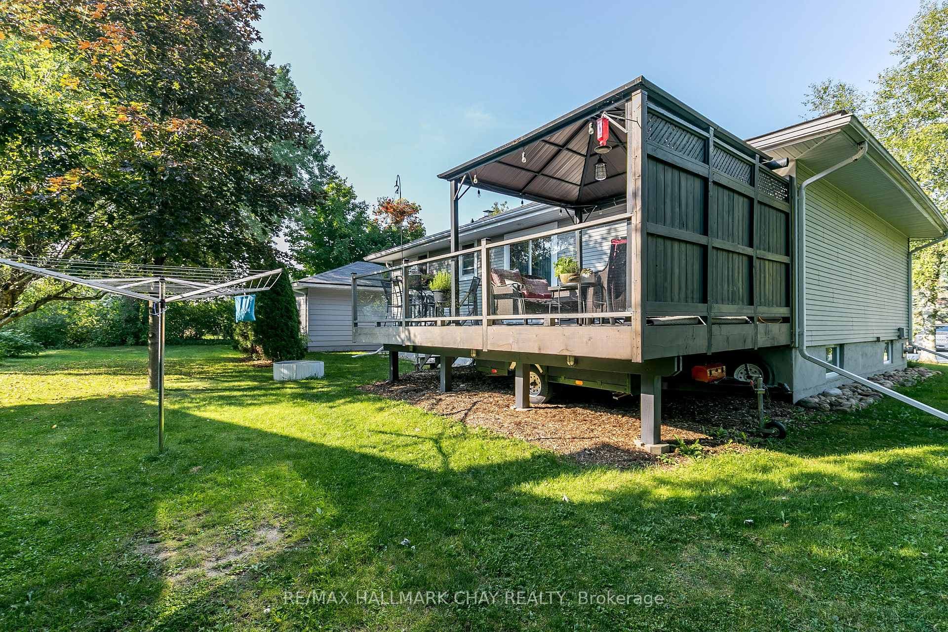 207 Montgomery Drive photo 13