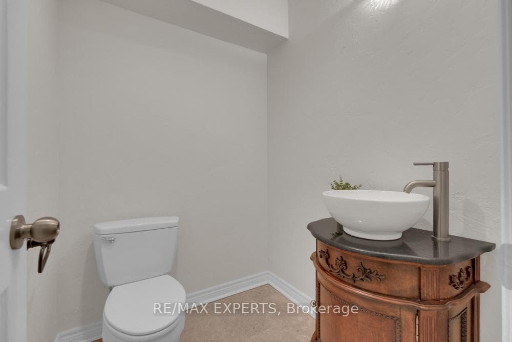 3348 Bayview Avenue Unit P photo 35
