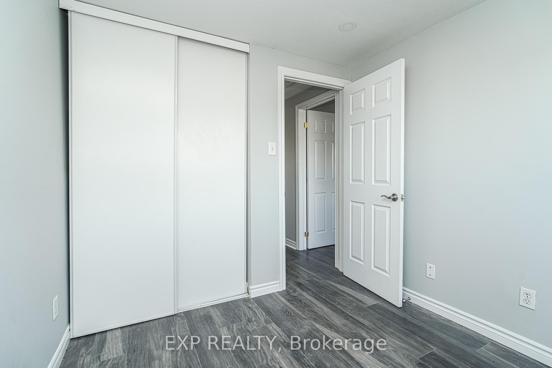 49 Forester Crescent Unit D photo 14