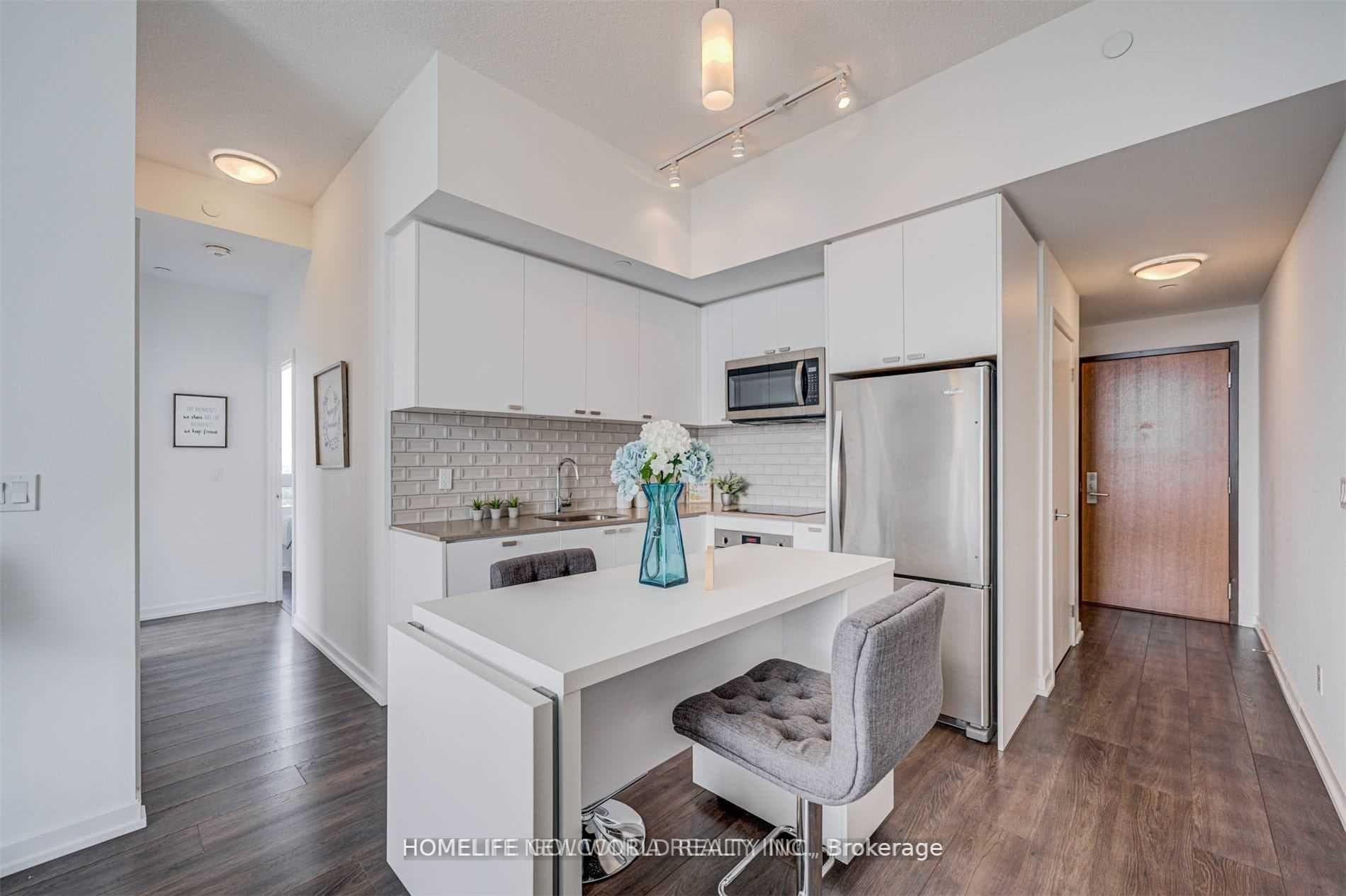 56 Forest Manor Road Unit 3007 photo 7