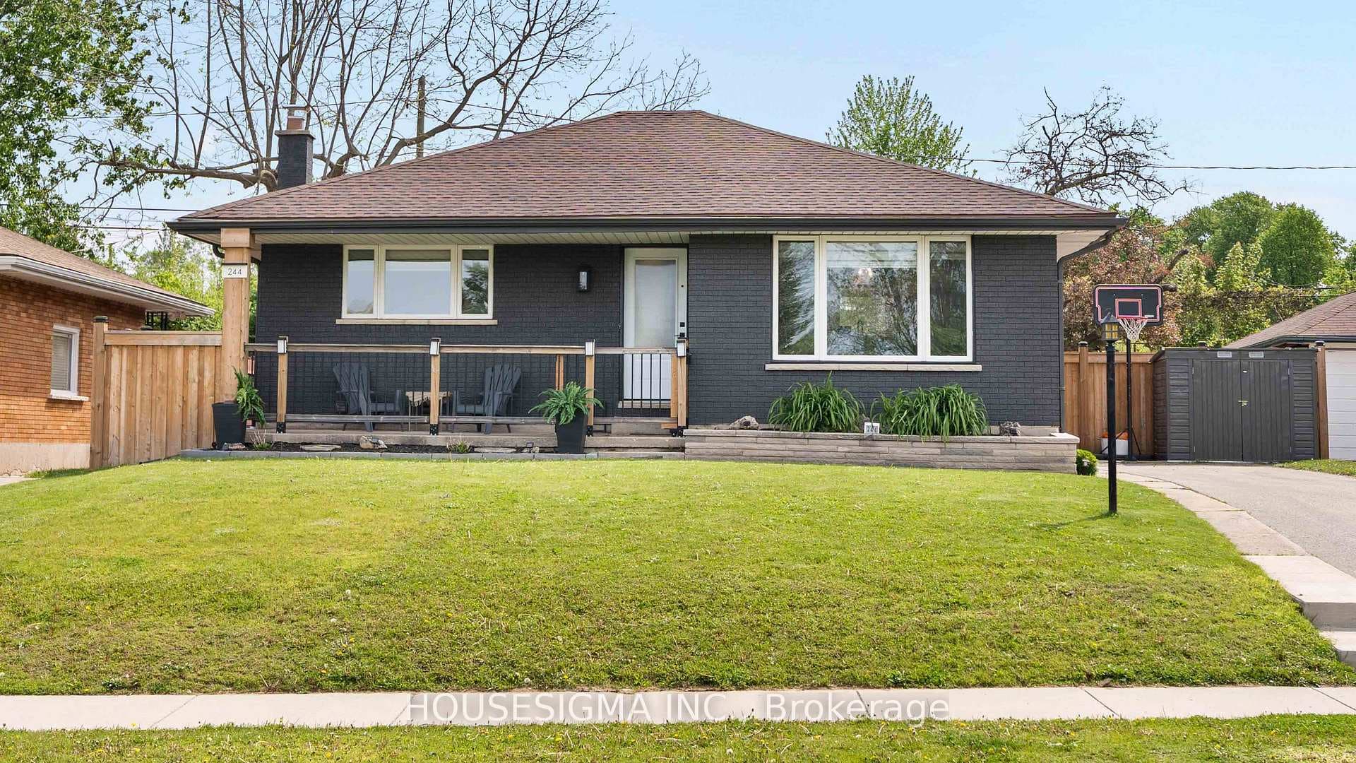 244 Burlington Street photo 1