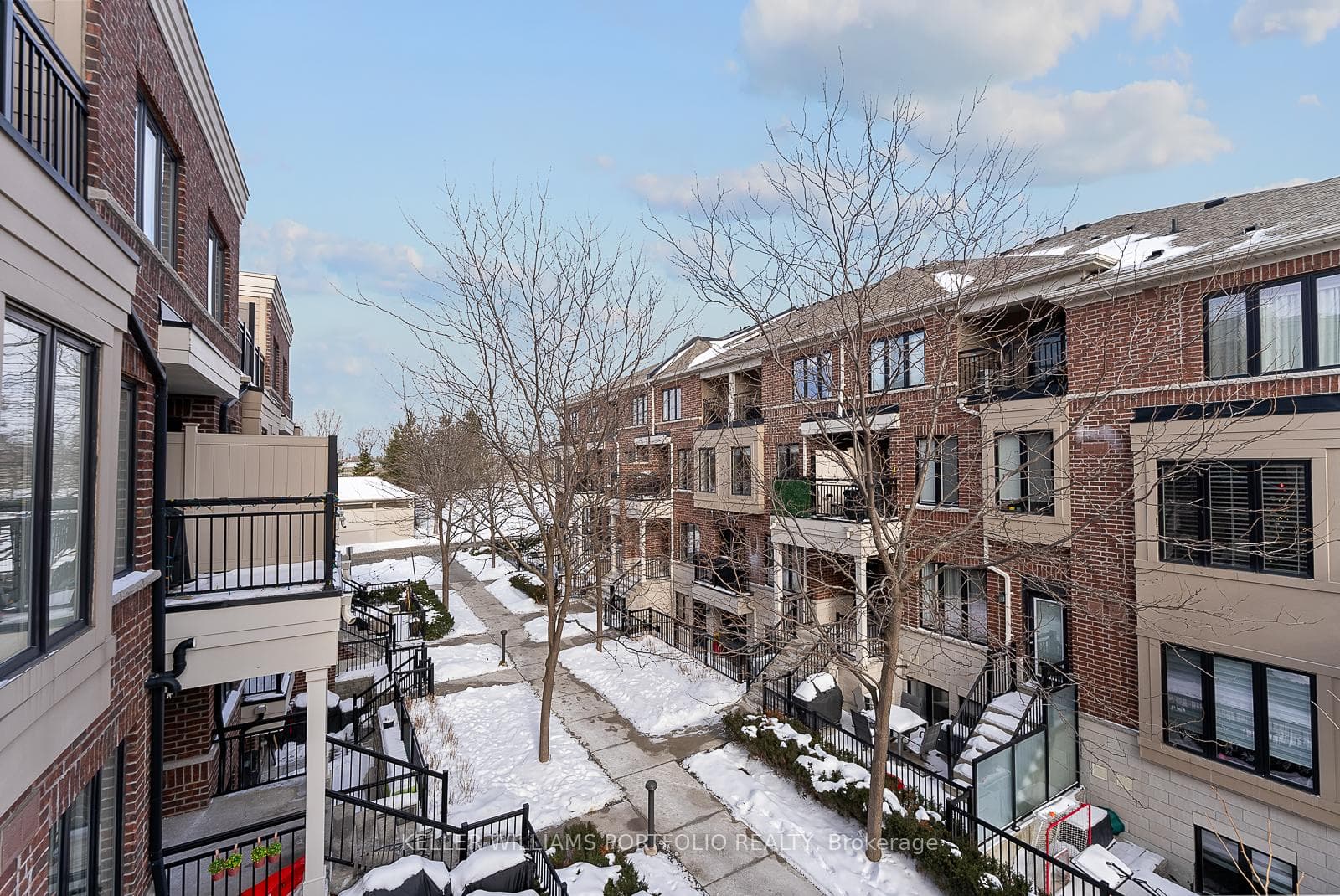 50 Carnation Avenue Unit 131 photo 41