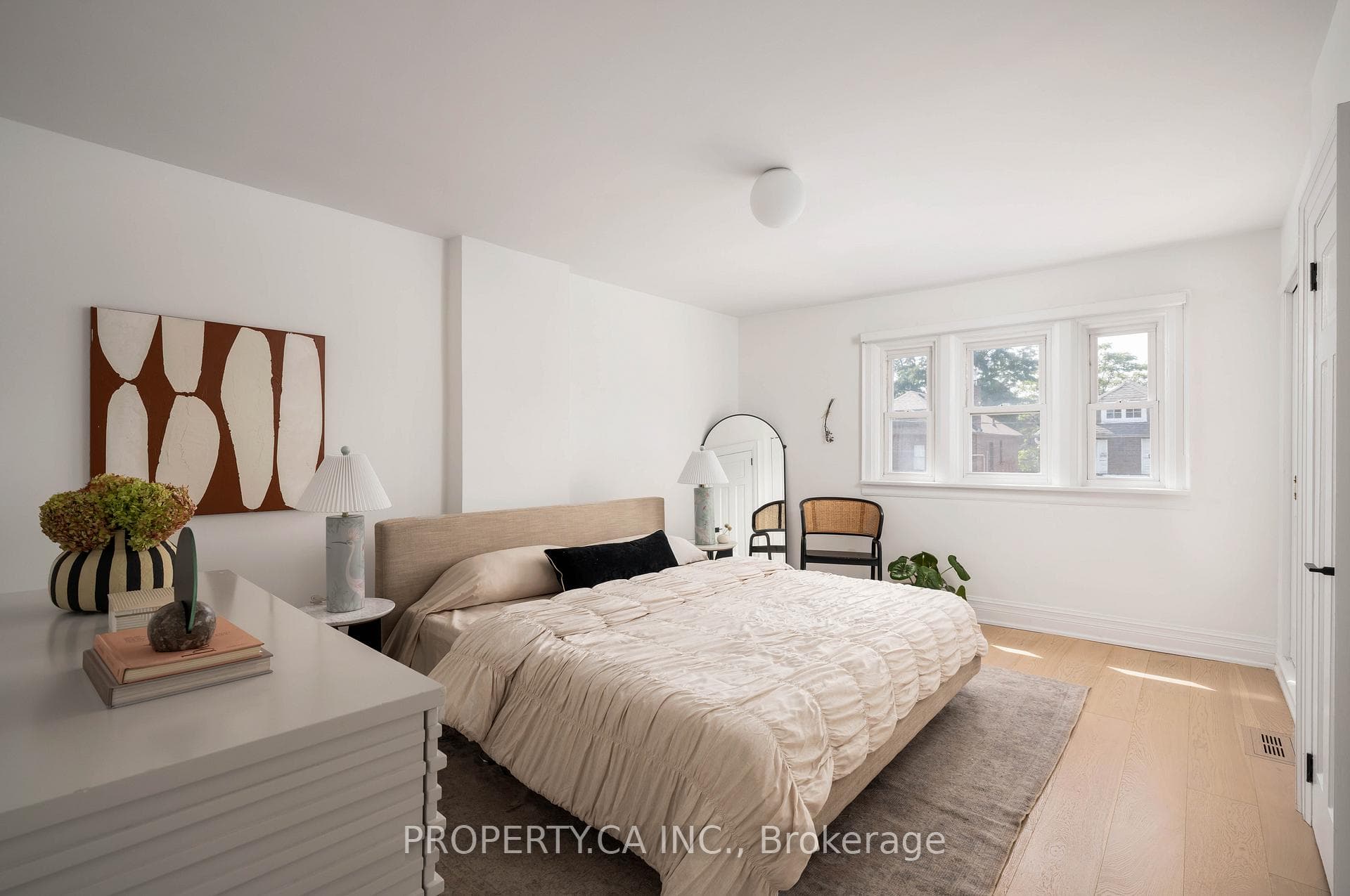 389 Winona Drive photo 17