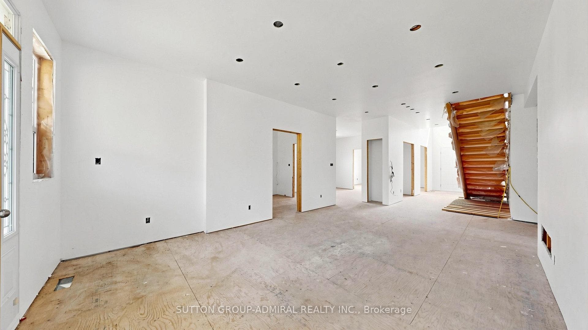 62 Rosemeade Avenue photo 29