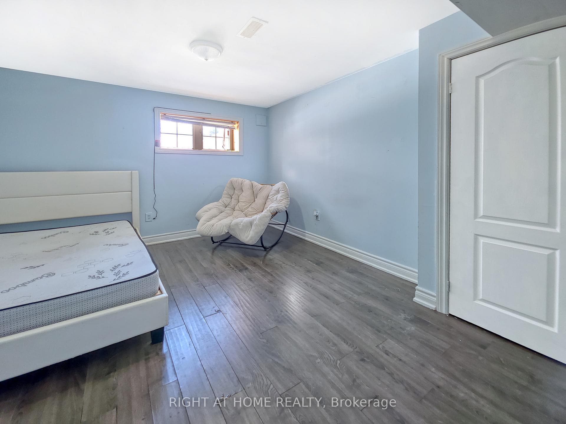 68 Elmcrest Drive photo 22