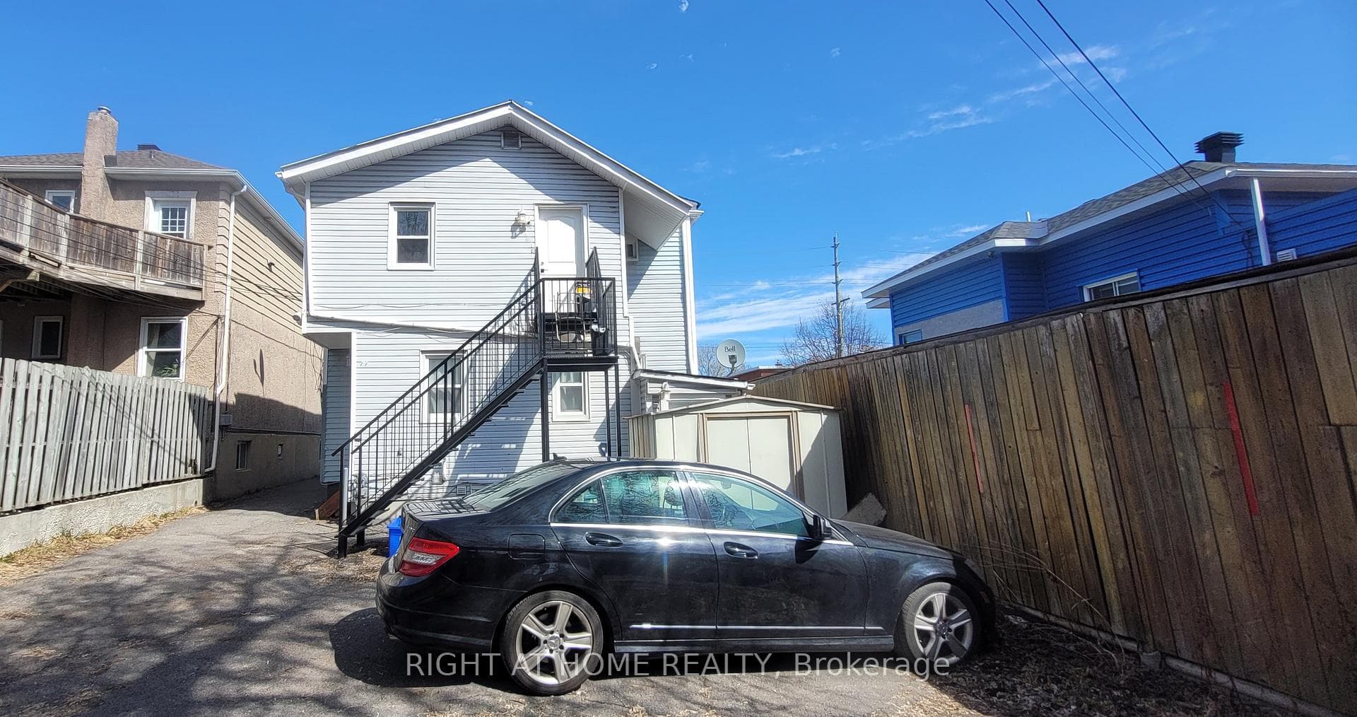 298 Montfort Street photo 35