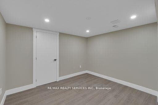 47 Tanager Square photo 26