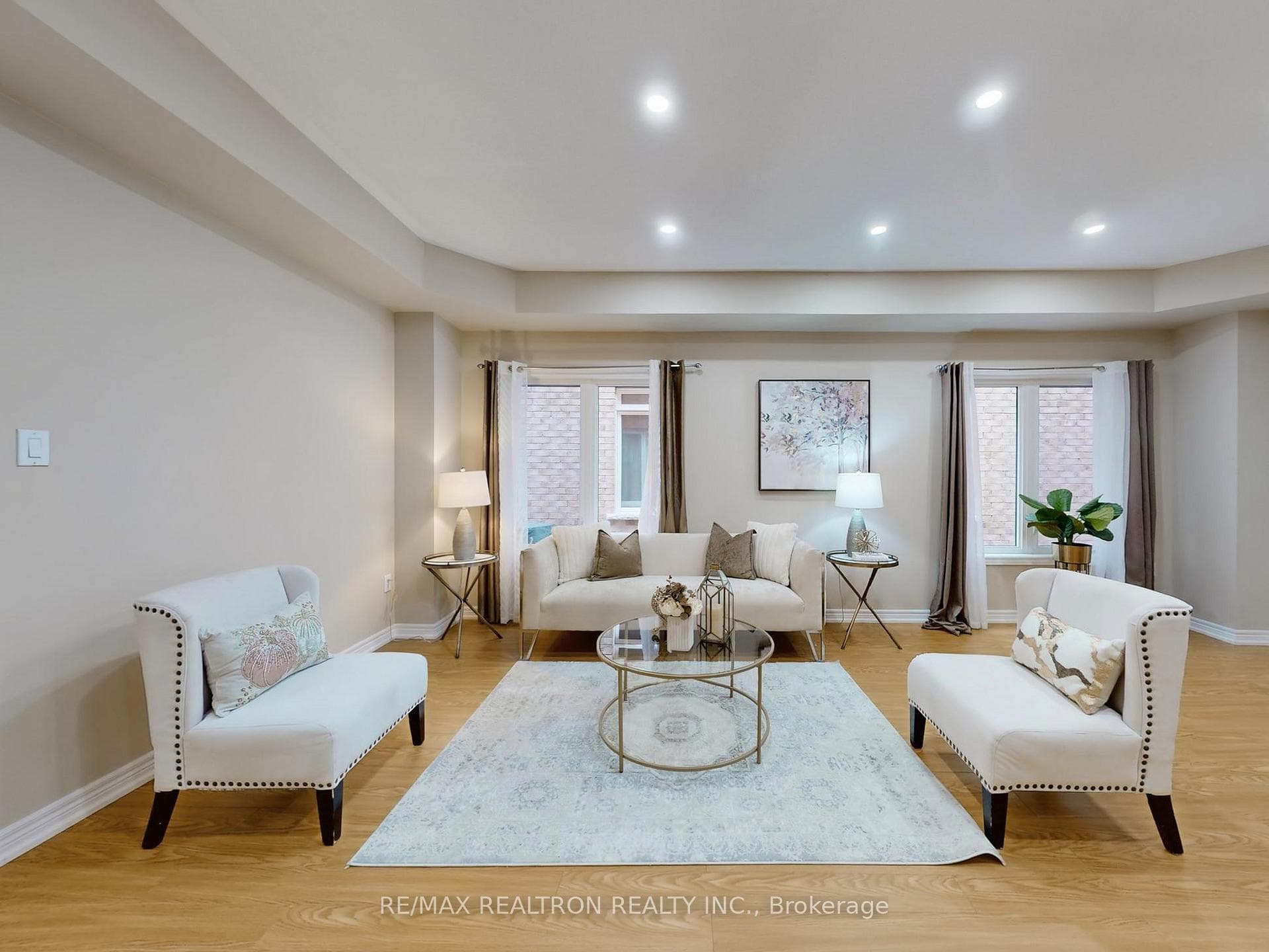 1801 Douglas Langtree Drive photo 3