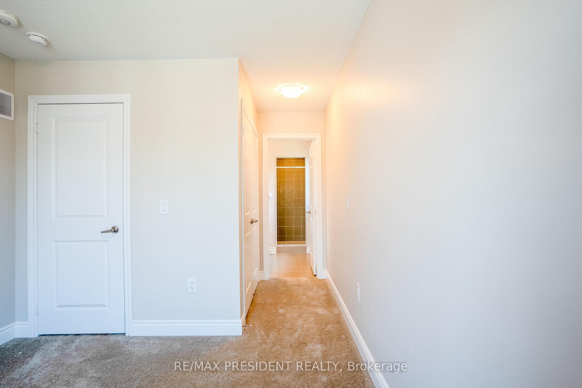 7 Mackenzie Street photo 26