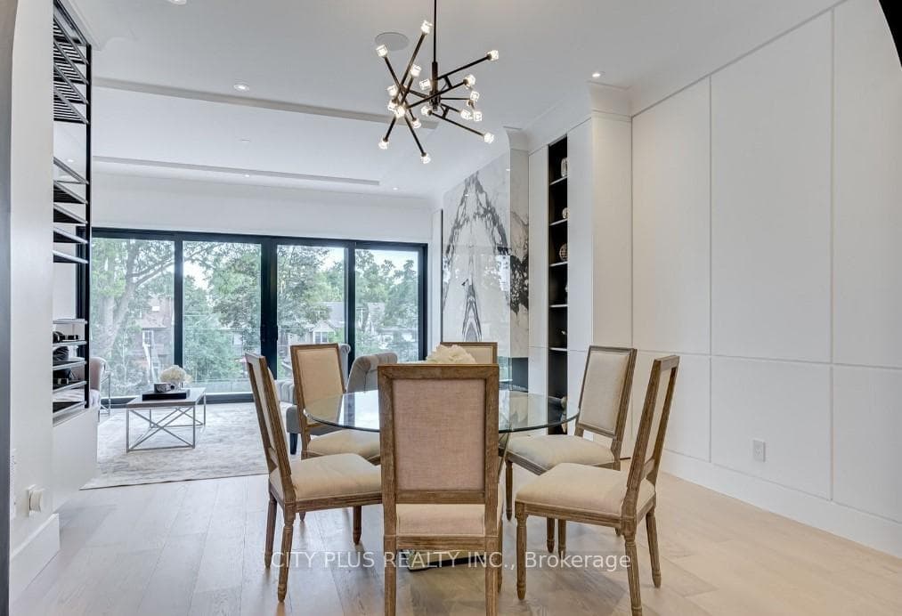 119 Glengrove Avenue photo 3