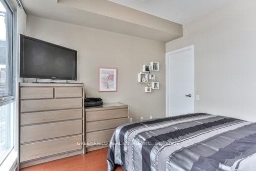 30 Canterbury Place Unit 1805 photo 11