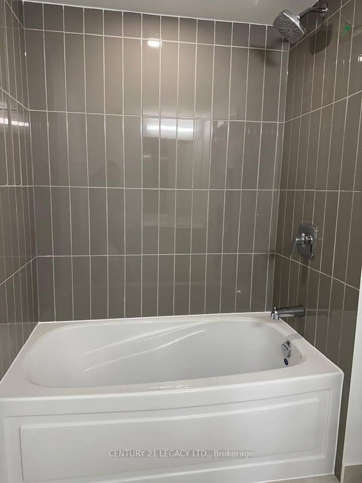 225 Malta Avenue Unit 620 photo 8