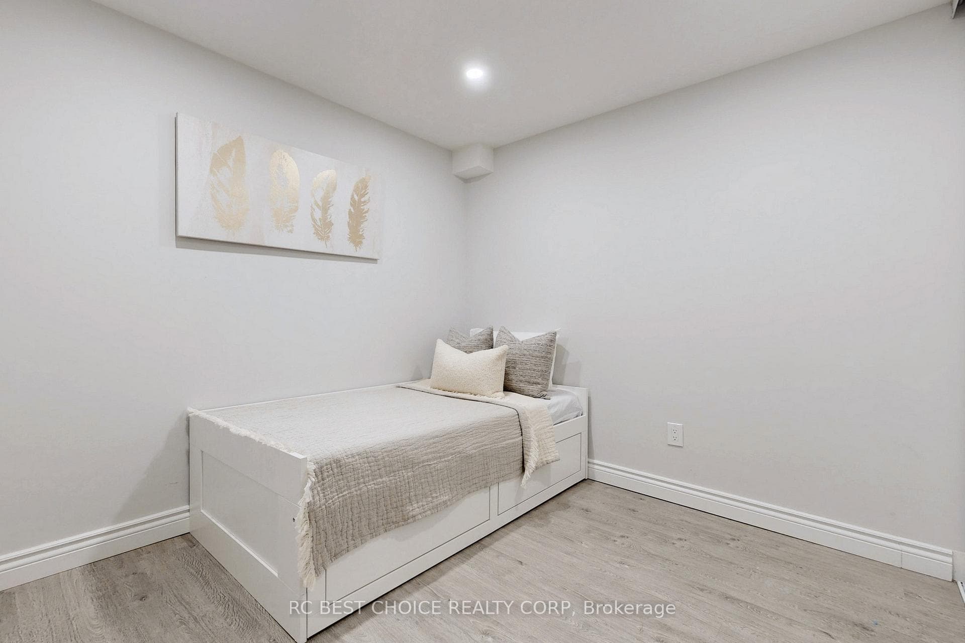 216 Cornell Park Avenue photo 25