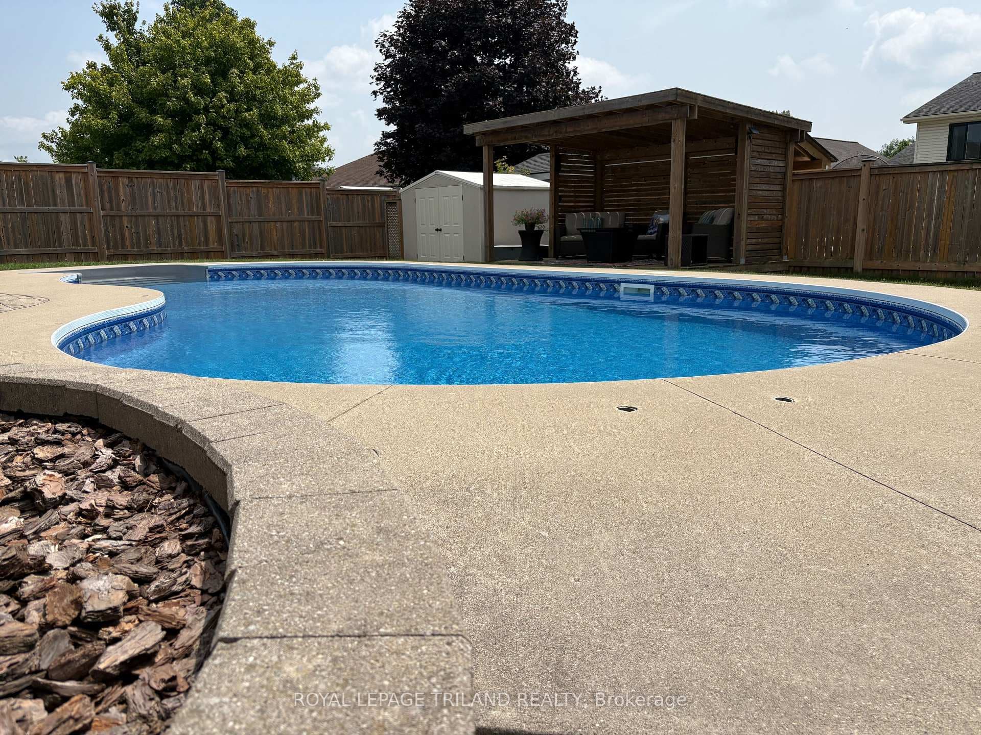 147 Plymouth Court photo 48