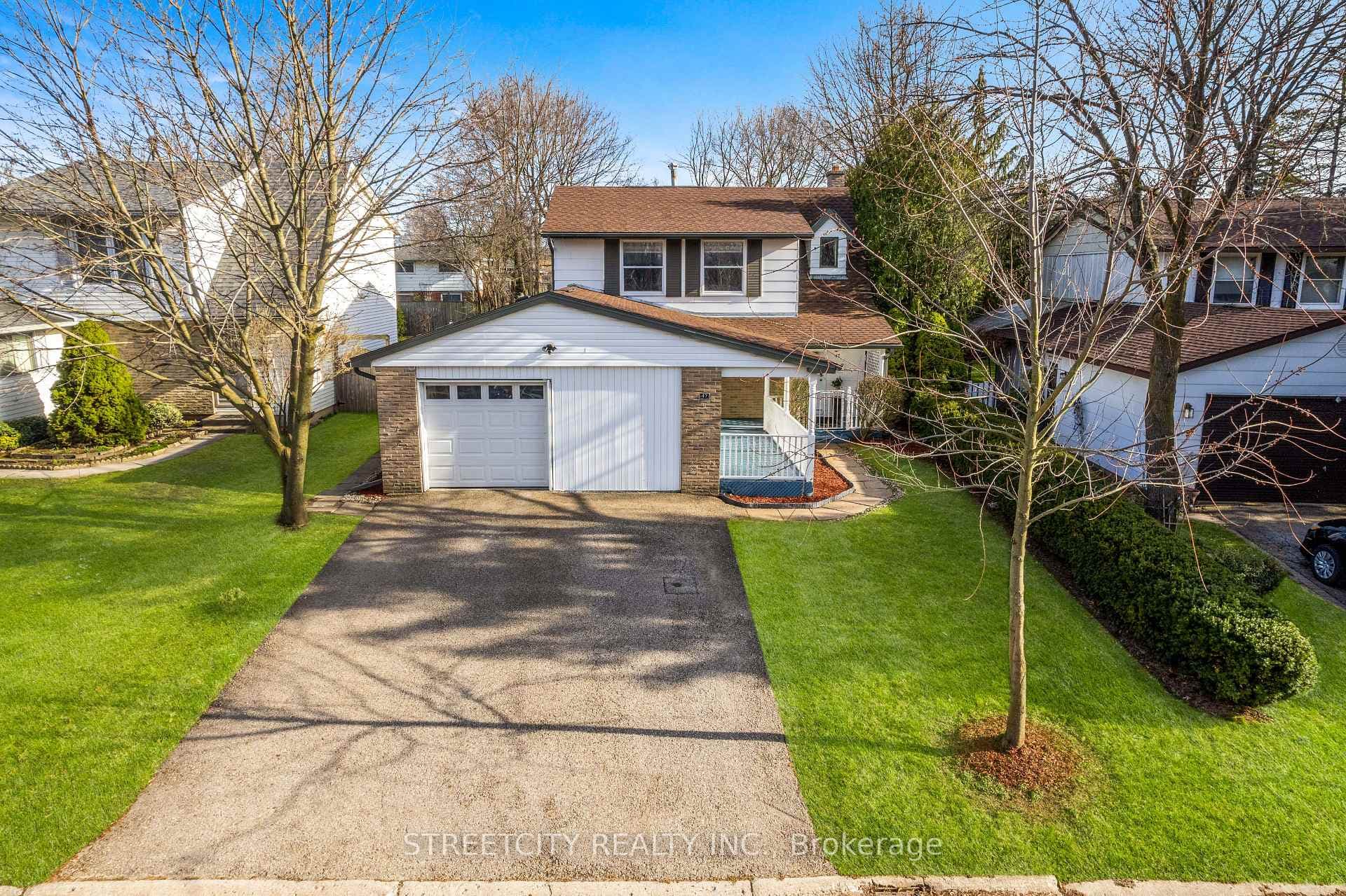 47 Crabtree Avenue photo 1