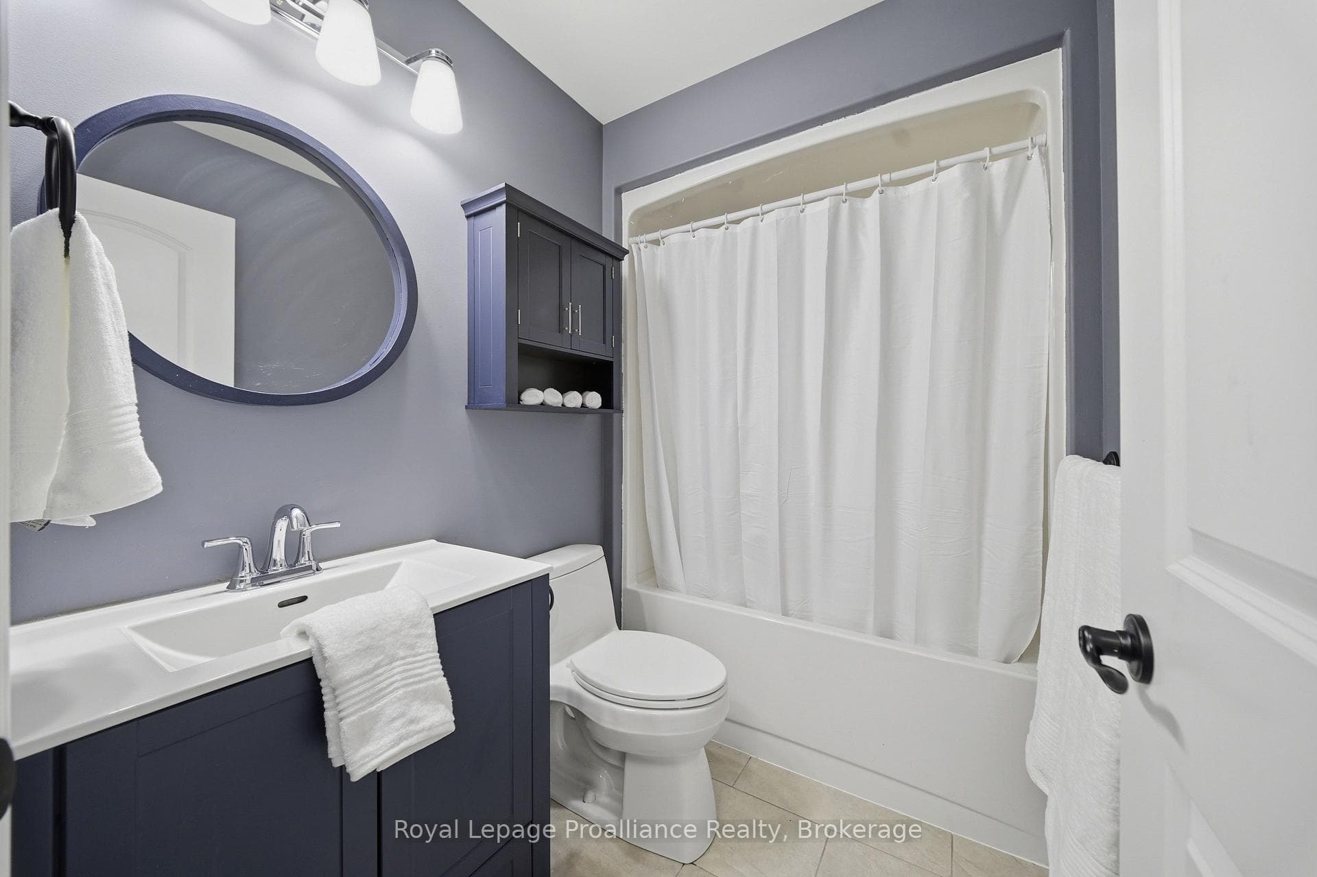 32 Walnut Crescent photo 22