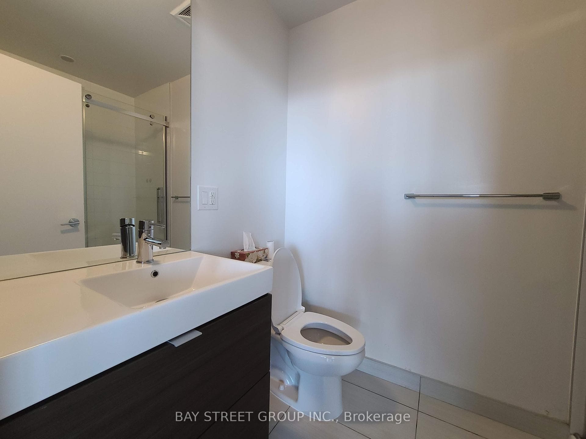 62 Forest Manor Road Unit 1903 photo 11