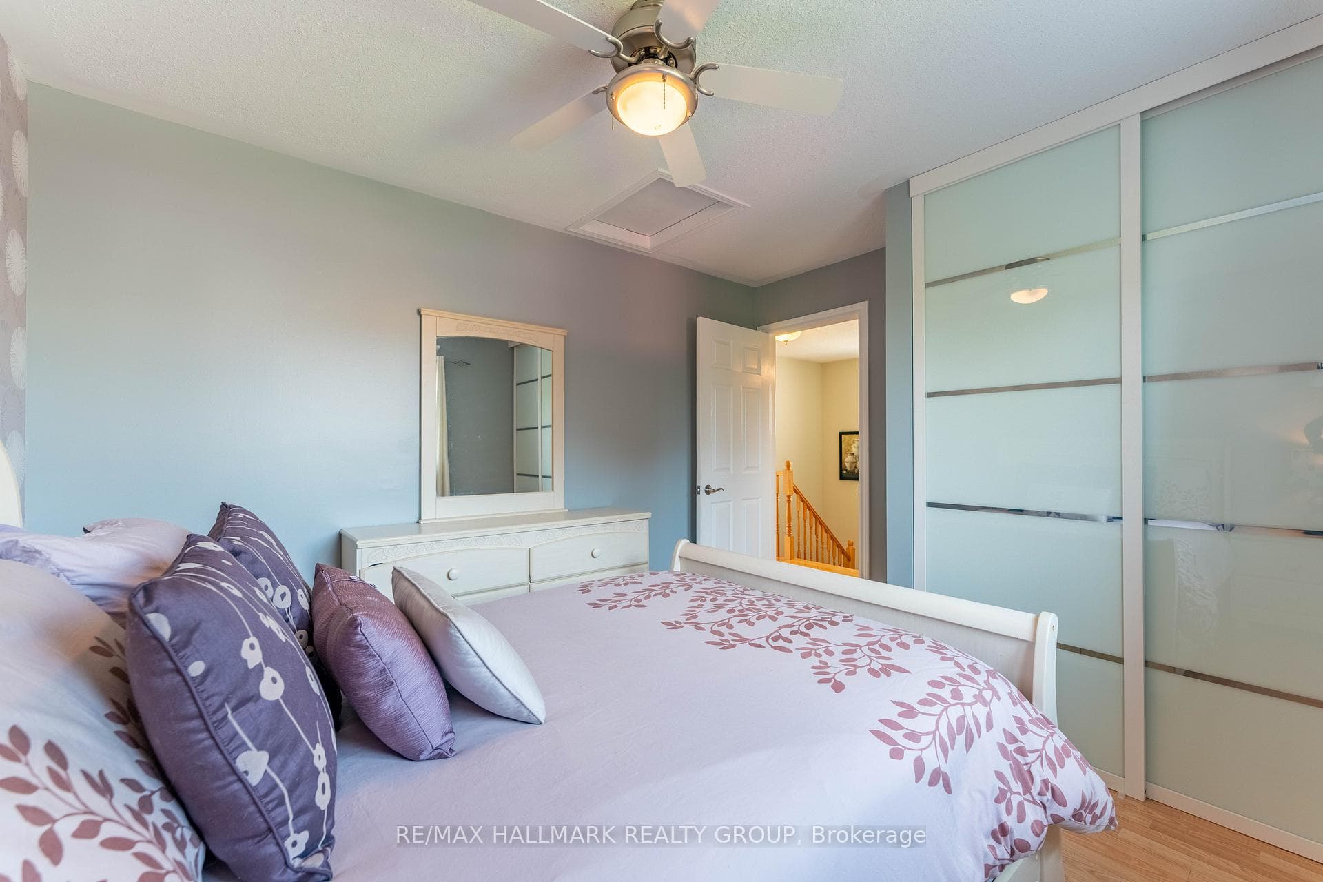 301 Tompkins Avenue photo 29