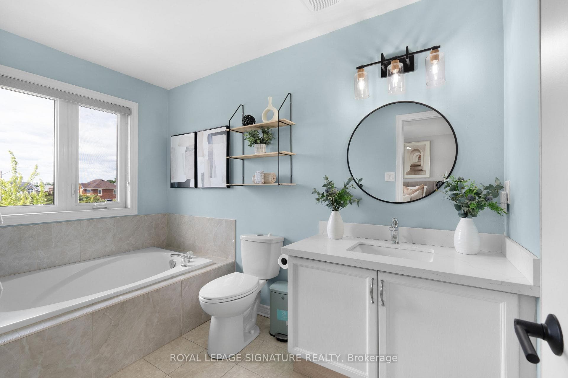 22 Lax Avenue photo 11