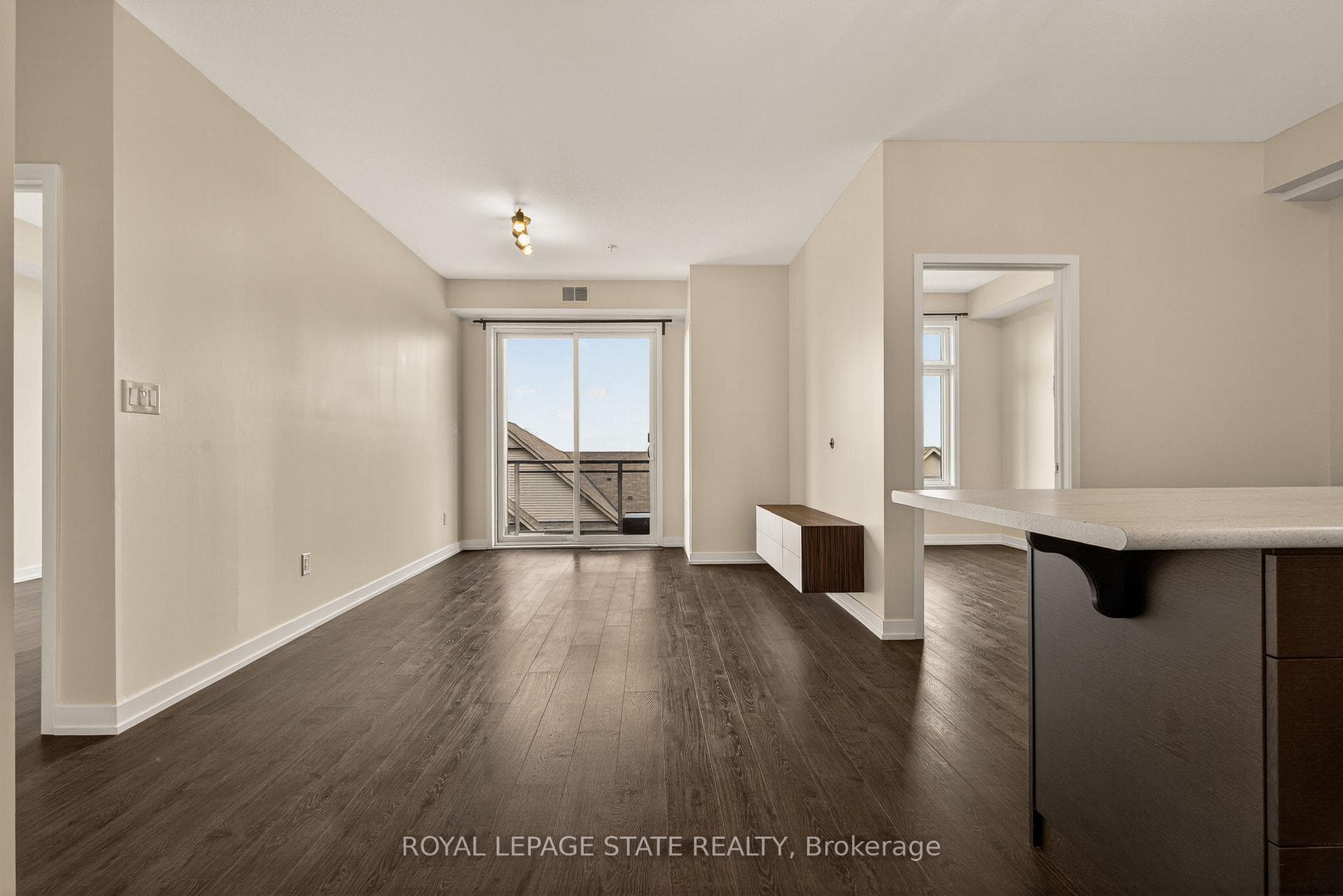 520 North Service Road Unit 308 photo 10