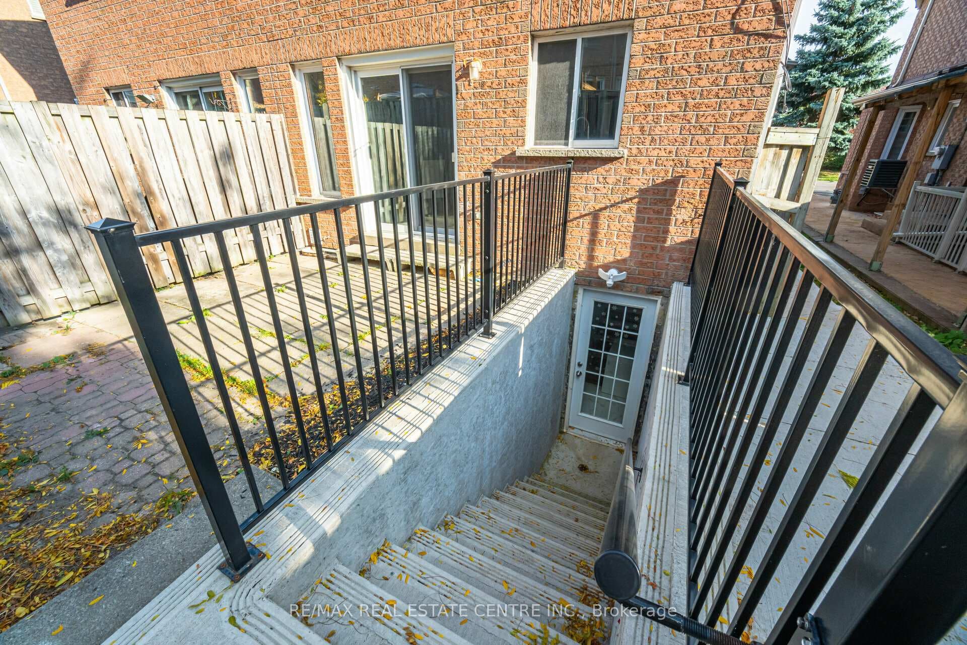 6 Pressed Brick Drive photo 39